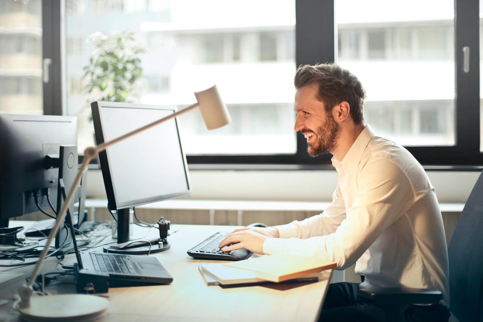 Feng Shui Desk Placement